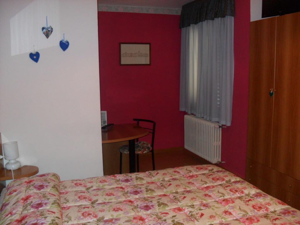 Hotel Bristol Fiumalbo Bagian luar foto